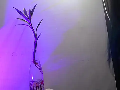 aria_jhonsson's Live XXX Chat