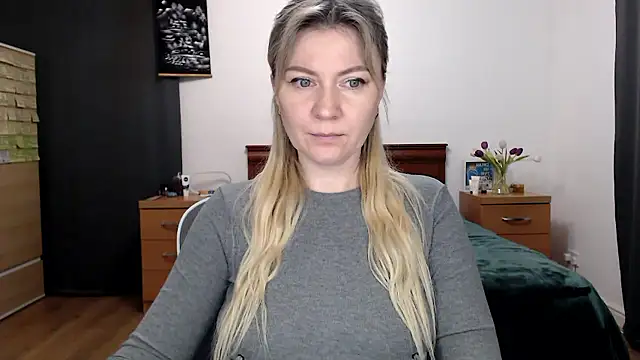 ParadiseAlina Chat XXX in diretta