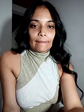 _Estrellita_'s Live XXX Chat