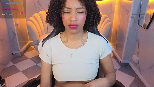 Violeth_b's Live XXX Chat