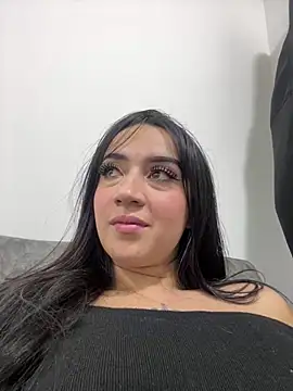 EmmyEvans1's Live XXX Chat