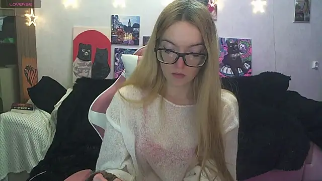 SecretSophia's Live XXX Chat