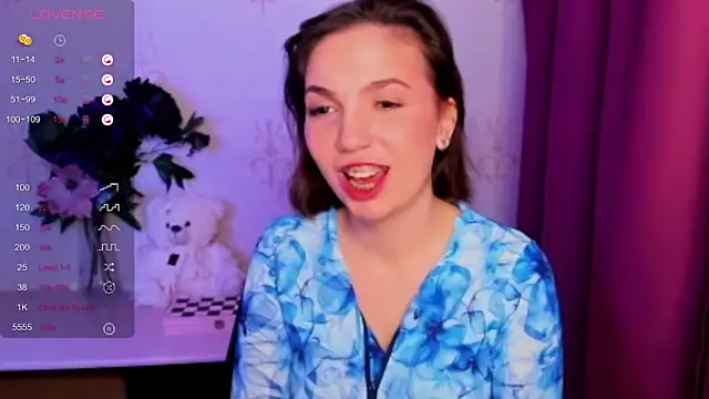 KindHazelHere_'s Live XXX Chat