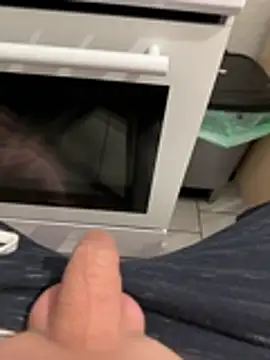 Pertunjukan Kamera Web Sweetboyschwanz