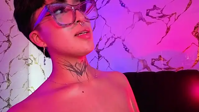 Онлайн чат XXX Rebeka-baker