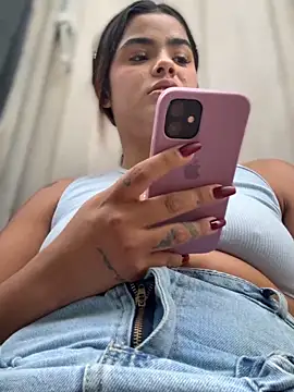 Kaily_Sweet16's Live XXX Chat