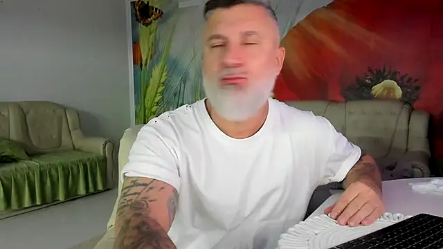 BlowMyXXL's Live XXX Chat