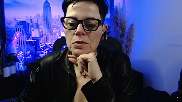 ninarandmann's Live XXX Chat