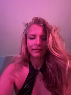 AnastasiaAniess' Webcam Show