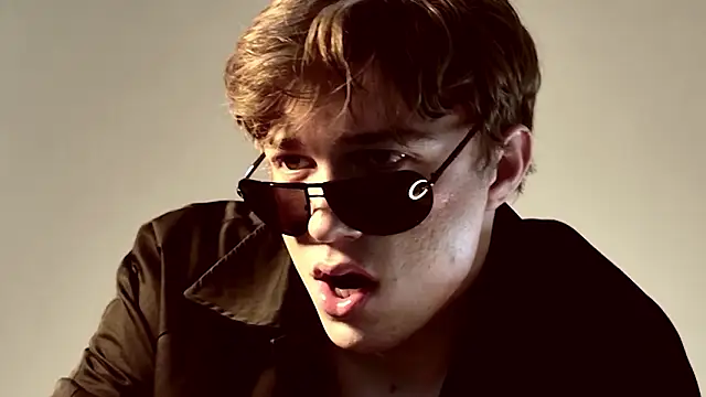 MarkShot_'s Live XXX Chat