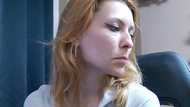 karo123421's Live XXX Chat