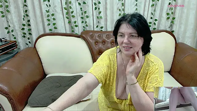 Kati000888's Live XXX Chat