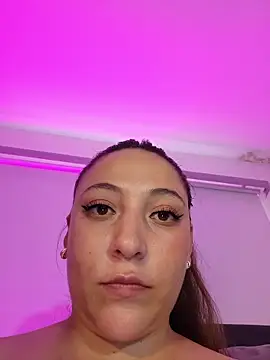 VickyHoult's Live XXX Chat