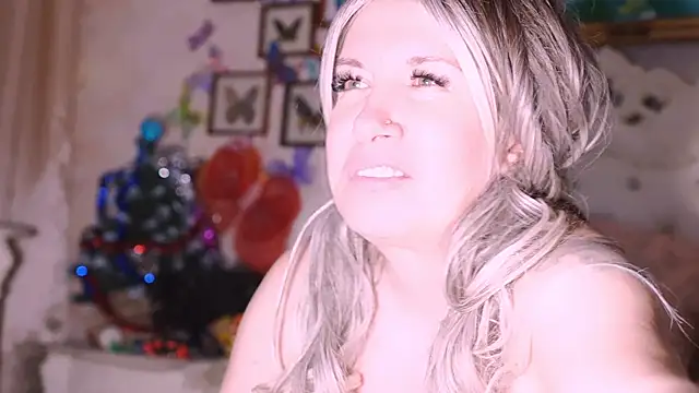 DirtySlut's Live XXX Chat