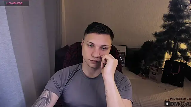 Онлайн чат XXX handsome_guy01