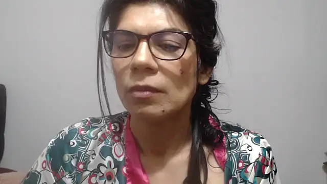 abrilsex23's Live XXX Chat