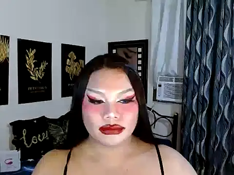 TSbrianaHugeCock's Webcam Show