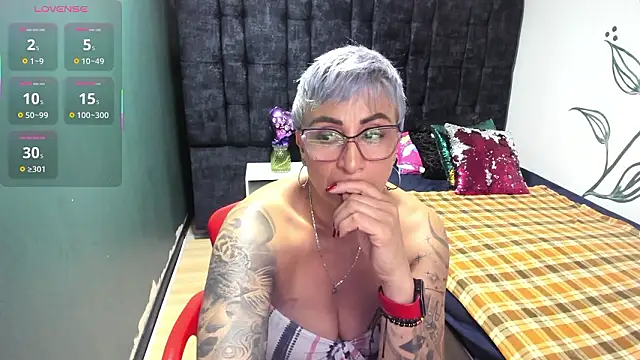 Charlotte__GrayのライブXXXチャット