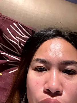 Ponthip's Live XXX Chat