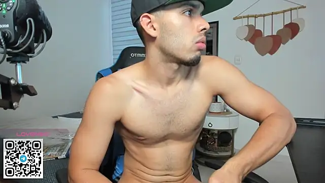 mateoleoneen Live XXX chat