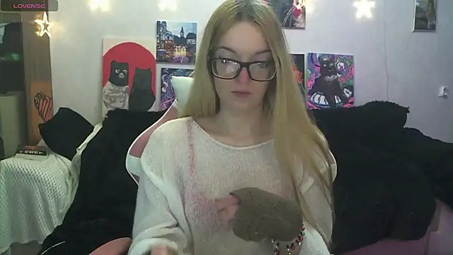 SecretSophia's Live XXX Chat