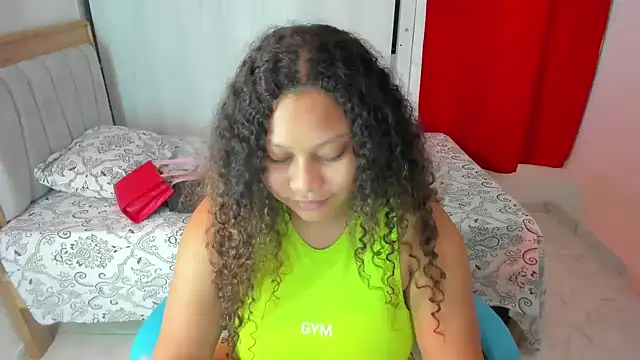 Lunastar02 Chat XXX in diretta