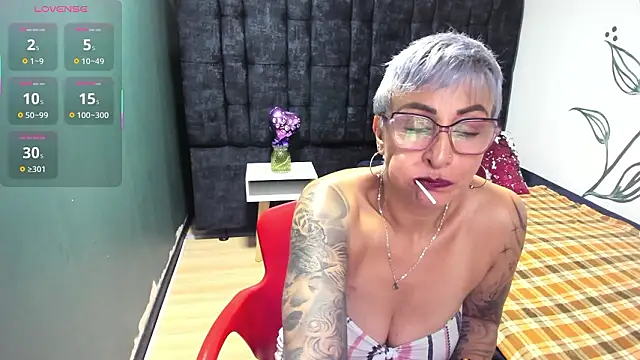 Charlotte__Gray Chat XXX in diretta