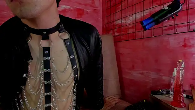 Eliot_X Show in webcam