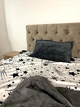 IrisBlues' Live XXX Chat