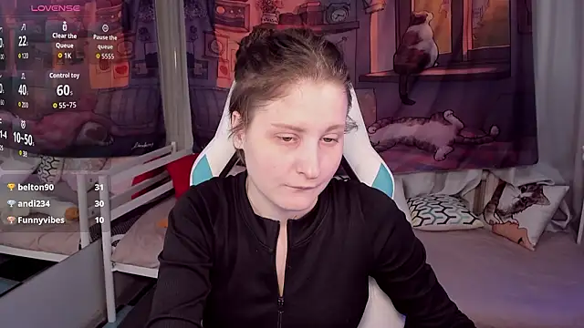 KiraDuvall webcam show