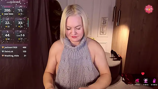 YolandaKiss' Live XXX Chat