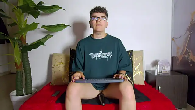 alex_noa's Live XXX Chat