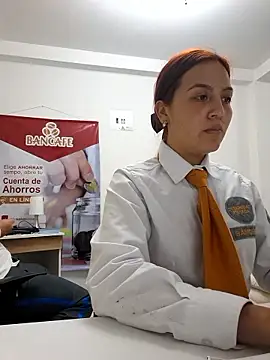 Emily-7_'s Live XXX Chat