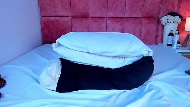 kittyy_milk_001's Live XXX Chat