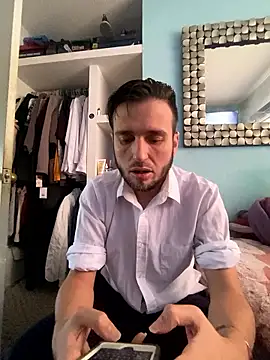 Alexitho25's Live XXX Chat