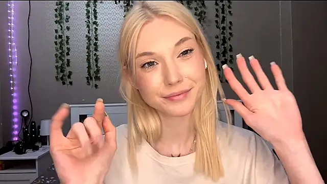 LlsabethHaze's Live XXX Chat