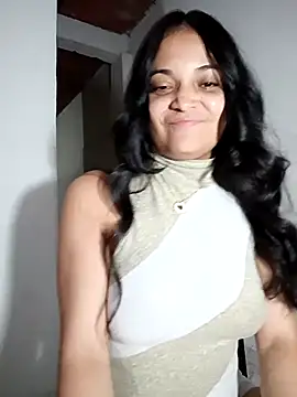 _Estrellita_'s Live XXX Chat