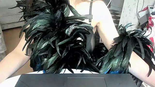 StregaMisteriosa's Live XXX Chat