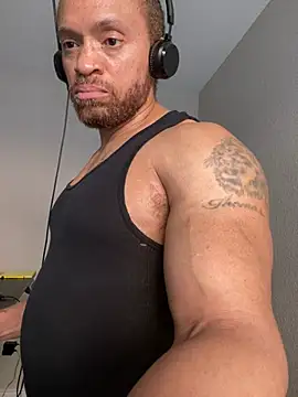 Fathero1timen Live XXX chat