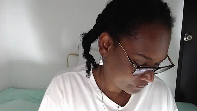 dana-black's Live XXX Chat