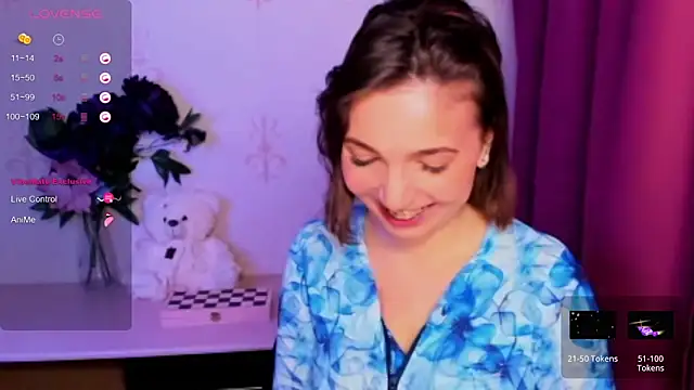 KindHazelHere_'s Live XXX Chat