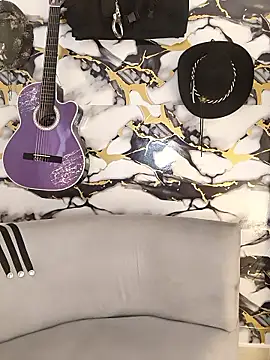 Hiroshi_Shenn Webbikameraesitys