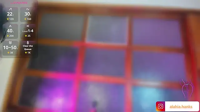 alahia_hank's Live XXX Chat