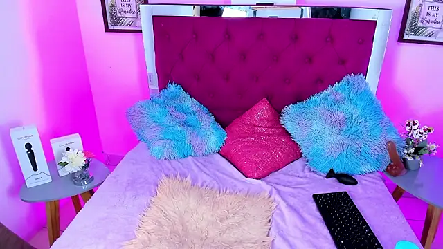 Samantha__F_W's Webcam Show