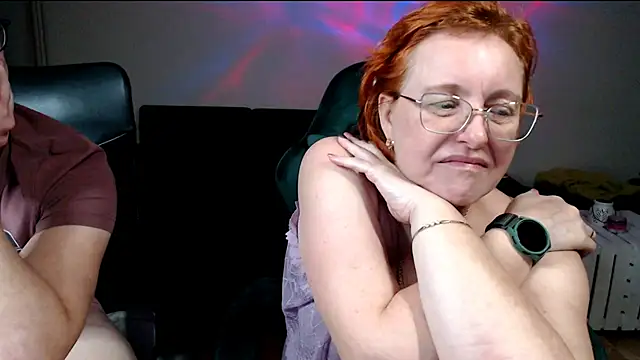 JoannaAndNeighbourn Live XXX chat