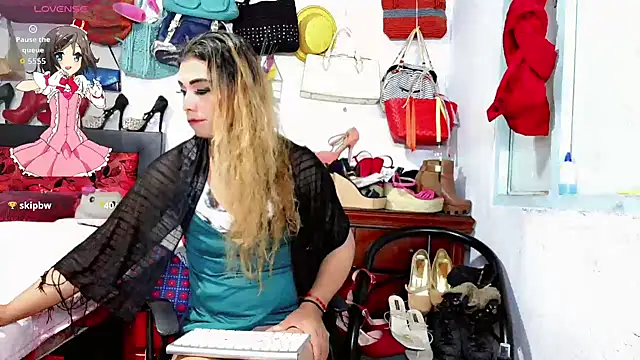 Онлайн чат XXX Xiaraa26