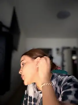 Colibri_Centaura's Live XXX Chat