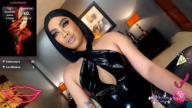 FridaHumphrey's Live XXX Chat