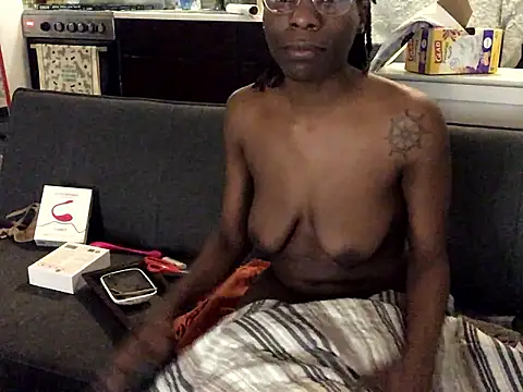 littyleesh1's Live XXX Chat