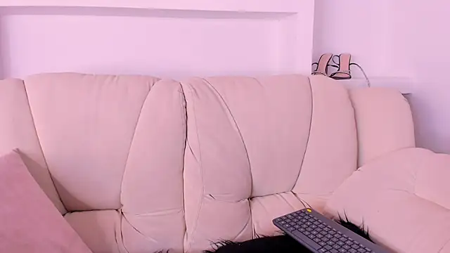 Radiant_Naomi's Live XXX Chat